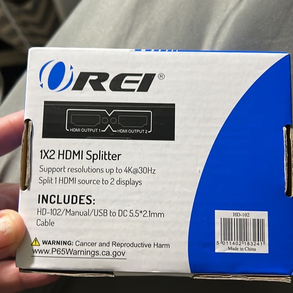 NIB REI 1x2 HDMI splitter - Picture 3 of 4